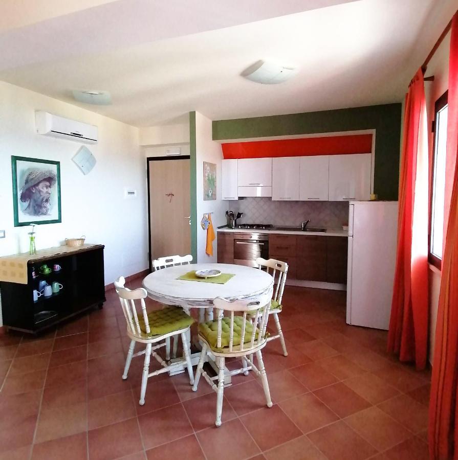 Apartment Saro & Tea Castel di Tusa Luaran gambar